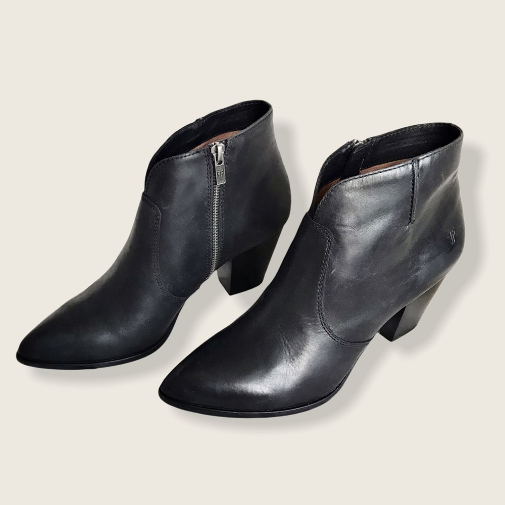 Frye Jennifer Leather Black Casual Ankle Booties - Picture 6 of 13